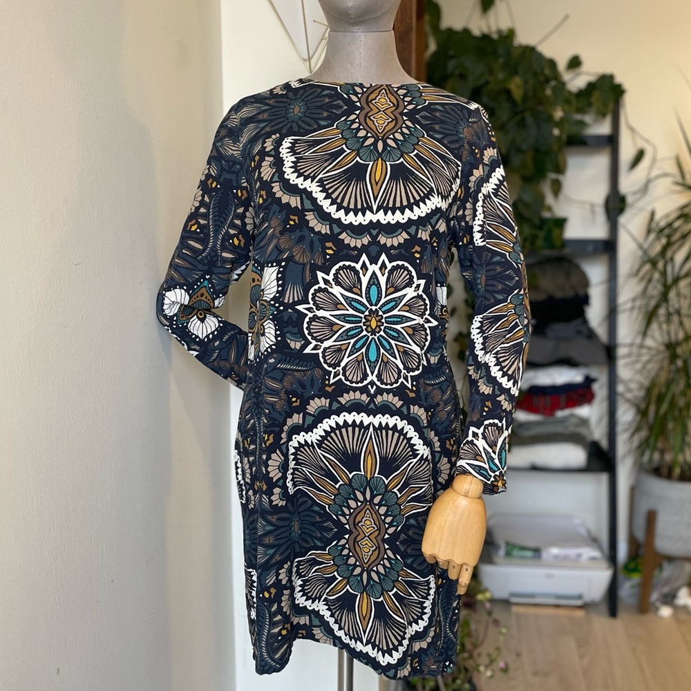 H&M Maxi Pattern Dress - Picture 8 of 9